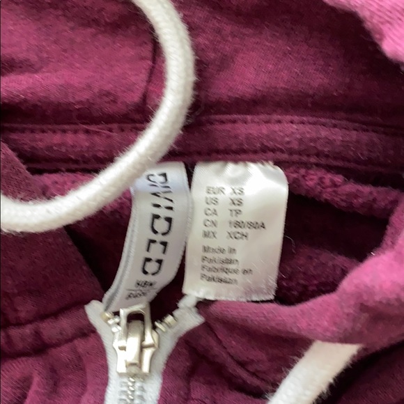 SOLD - Picture 2 of 3